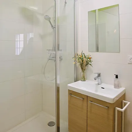 Apartment Challain *